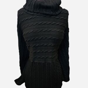 Simple Black Textured Turtleneck Sweater